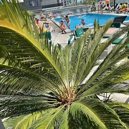 Onix Studio & - N10 Pool & Playground 3* 那沃达利